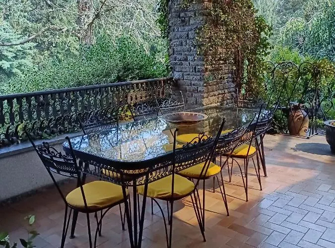 Chez Queen -